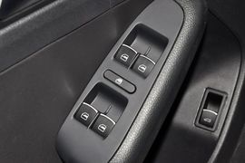 2014款大众速腾1.6L自动舒适型