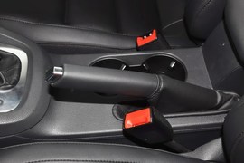 2014款大众速腾1.6L自动舒适型