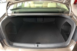 2013款大众迈腾1.8TSI