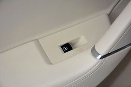 2013款大众迈腾1.8TSI