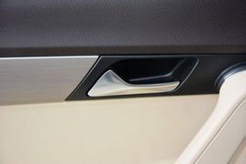 2013款大众迈腾1.8TSI