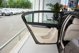 2013款大众迈腾1.8TSI