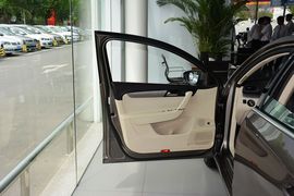 2013款大众迈腾1.8TSI