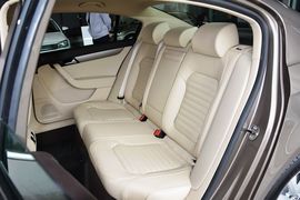 2013款大众迈腾1.8TSI