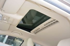 2013款大众迈腾1.8TSI