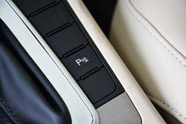 2013款大众迈腾1.8TSI