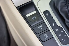 2013款大众迈腾1.8TSI