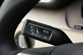 2013款大众迈腾1.8TSI