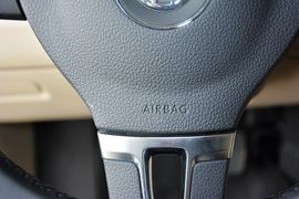 2013款大众迈腾1.8TSI