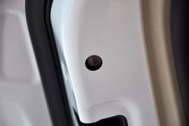 2014款路虎揽胜极光2.0T