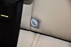 2014款路虎揽胜极光2.0T