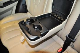 2014款路虎揽胜极光2.0T