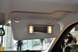 2014款路虎揽胜极光2.0T