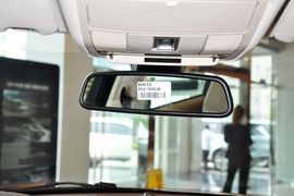 2014款路虎揽胜极光2.0T