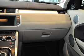 2014款路虎揽胜极光2.0T