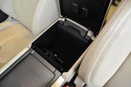 2014款路虎揽胜极光2.0T