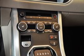 2014款路虎揽胜极光2.0T