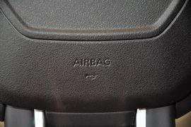 2014款路虎揽胜极光2.0T