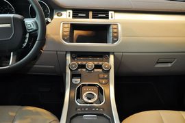 2014款路虎揽胜极光2.0T