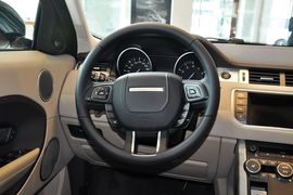 2014款路虎揽胜极光2.0T