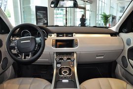 2014款路虎揽胜极光2.0T