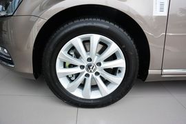 2013款大众迈腾1.8TSI
