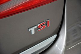 2013款大众迈腾1.8TSI