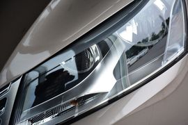 2013款大众迈腾1.8TSI