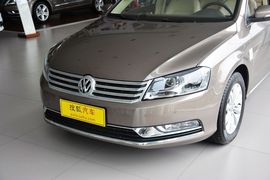 2013款大众迈腾1.8TSI