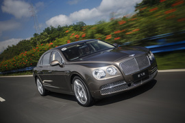 2013款宾利飞驰W12