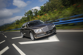 2013款宾利飞驰W12