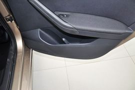 2013款大众捷达1.6L手动舒适型