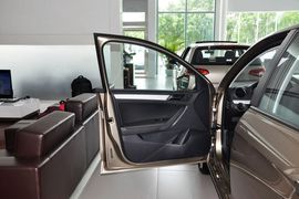 2013款大众捷达1.6L手动舒适型