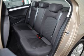 2013款大众捷达1.6L手动舒适型