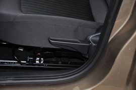 2013款大众捷达1.6L手动舒适型
