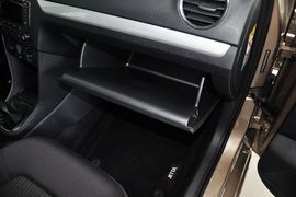 2013款大众捷达1.6L手动舒适型