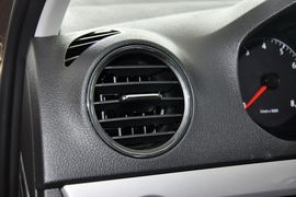 2013款大众捷达1.6L手动舒适型