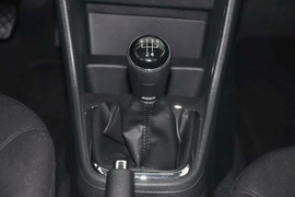 2013款大众捷达1.6L手动舒适型