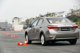 2014款丰田全新卡罗拉试驾