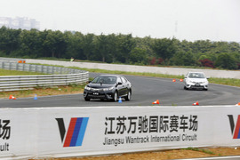 2014款丰田全新卡罗拉试驾
