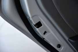 2014款现代瑞纳三厢1.4L手动智能型GLS