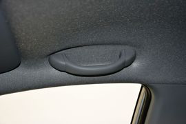 2014款现代瑞纳三厢1.4L手动智能型GLS