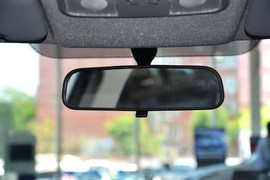 2014款现代瑞纳三厢1.4L手动智能型GLS