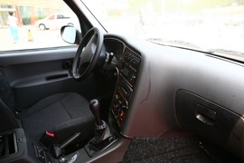 2009款上海英伦TX4试驾