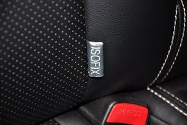 2014款比亚迪速锐1.5L手动豪华型