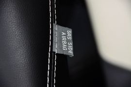 2014款比亚迪速锐1.5L手动豪华型