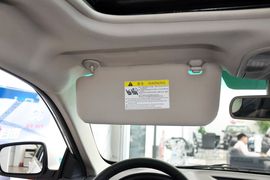 2014款比亚迪速锐1.5L手动豪华型