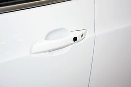 2014款比亚迪速锐1.5L手动豪华型