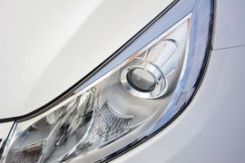 2014款比亚迪速锐1.5L手动豪华型