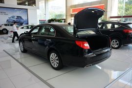 2013款红旗H7